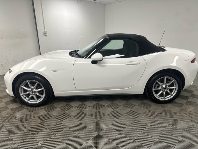 2025 Mazda Mx-5