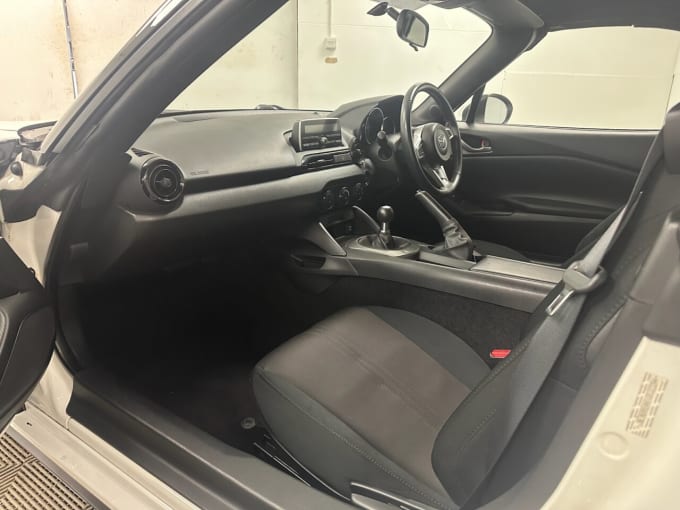2025 Mazda Mx-5
