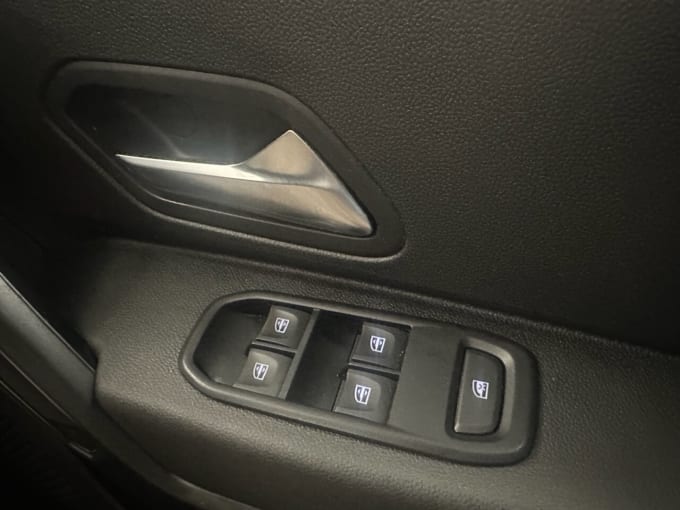 2025 Dacia Duster