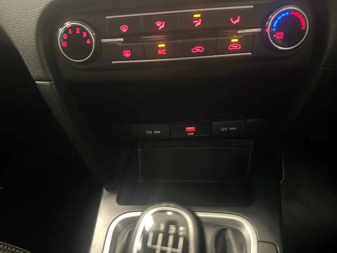 2022 Kia Ceed