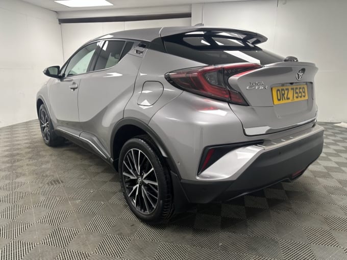 2025 Toyota C-hr