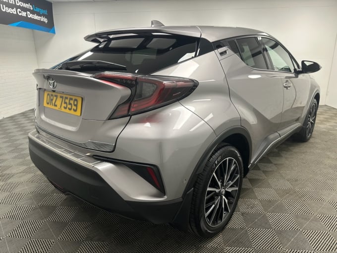 2025 Toyota C-hr