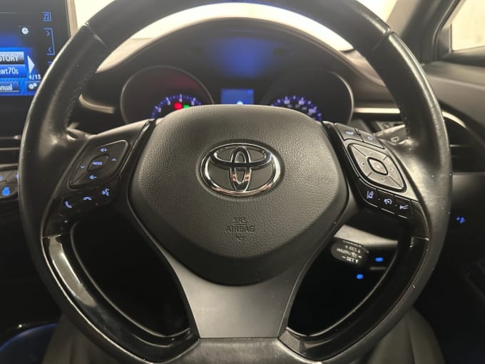 2025 Toyota C-hr
