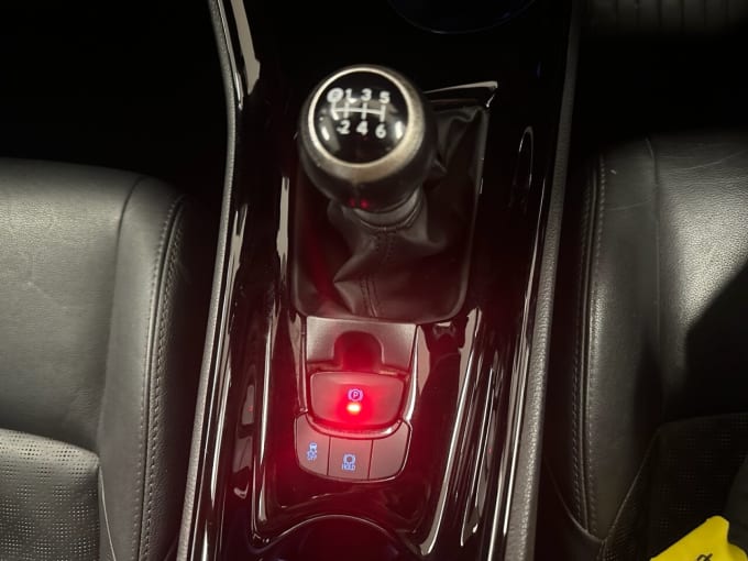 2025 Toyota C-hr