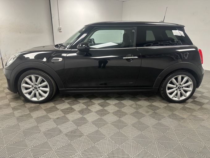2017 Mini Hatch
