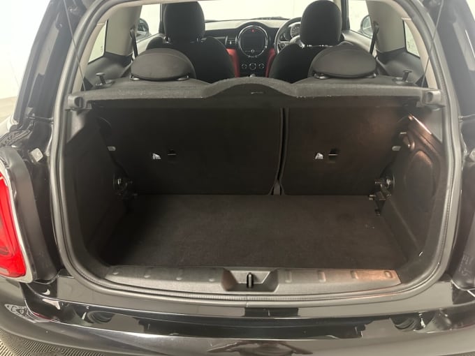2017 Mini Hatch