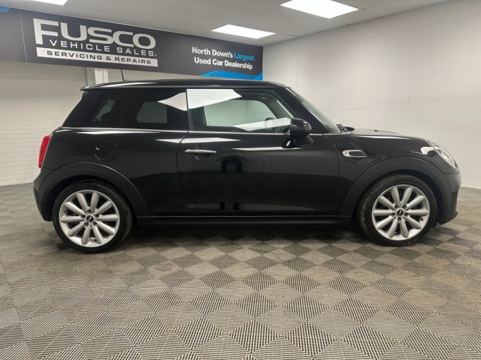 2017 Mini Hatch
