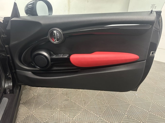2017 Mini Hatch