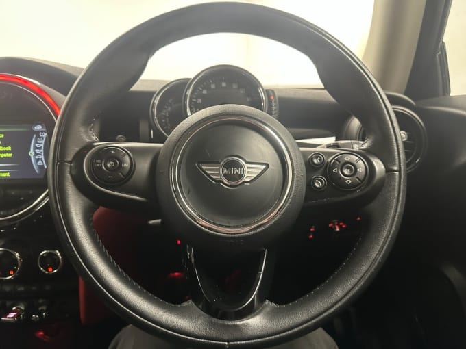 2017 Mini Hatch
