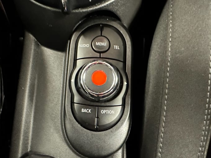 2017 Mini Hatch