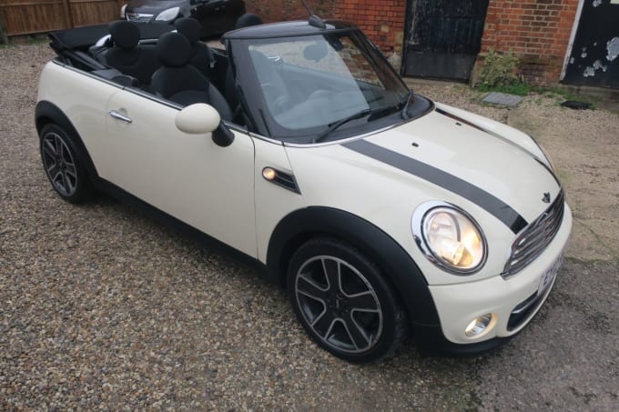 2025 Mini Convertible