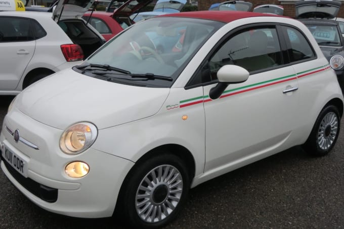 2025 Fiat 500c