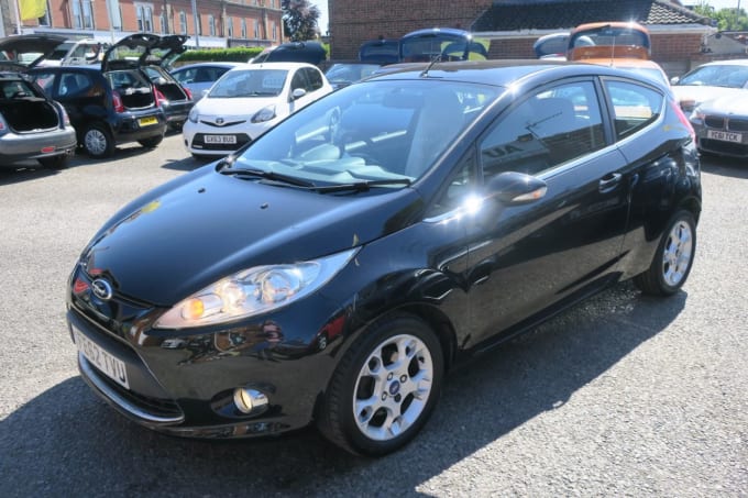 2025 Ford Fiesta