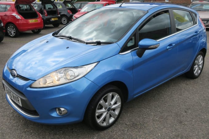 2025 Ford Fiesta