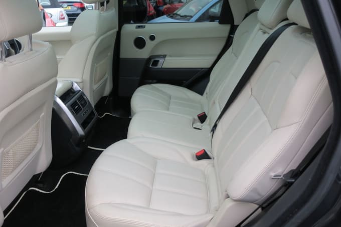2025 Land Rover Range Rover Sport