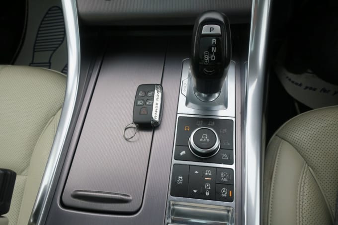 2025 Land Rover Range Rover Sport