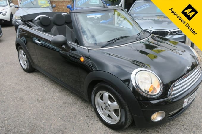 2025 Mini Convertible