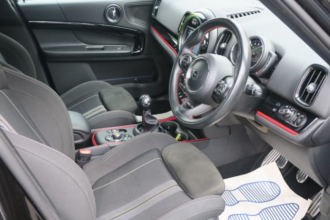 2025 Mini Countryman
