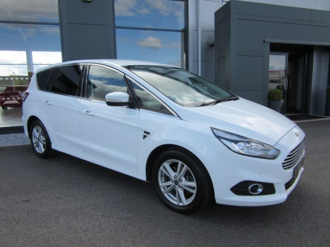 2024 Ford S-max