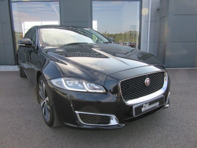 2025 Jaguar Xj