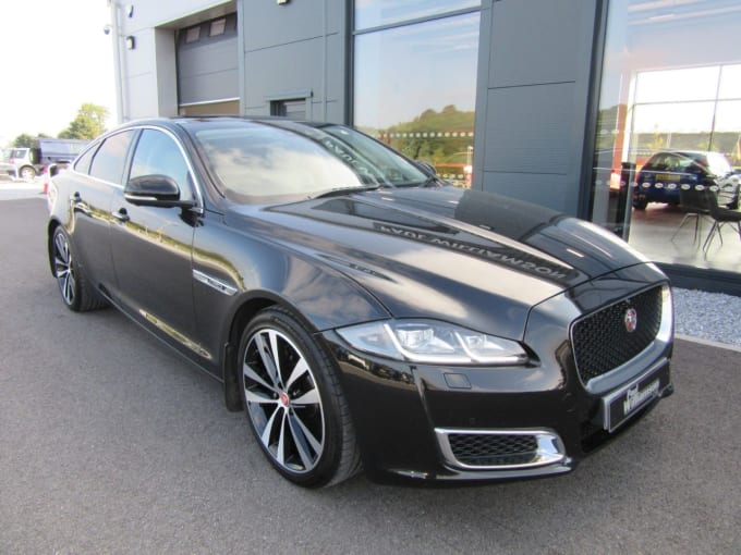 2025 Jaguar Xj