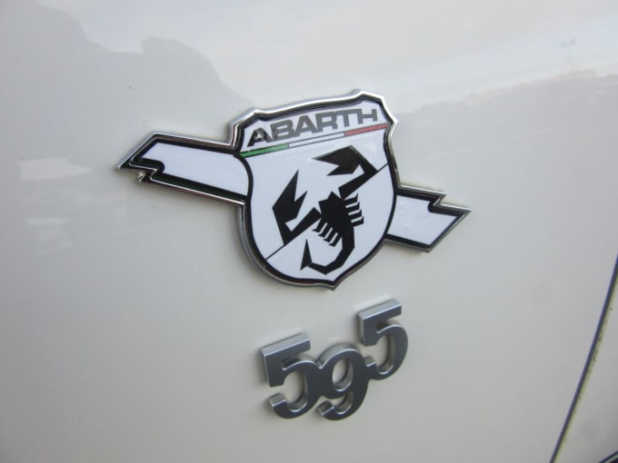 2025 Abarth 595