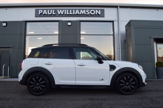 2025 Mini Countryman