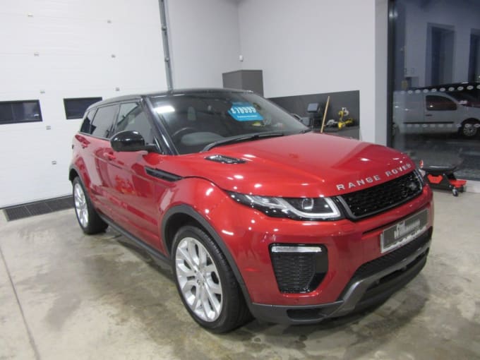 2025 Land Rover Range Rover Evoque