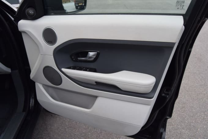 2025 Land Rover Range Rover Evoque