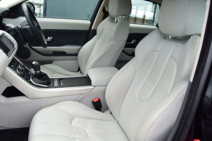 2025 Land Rover Range Rover Evoque