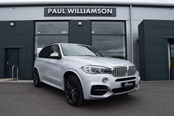 2025 BMW X5