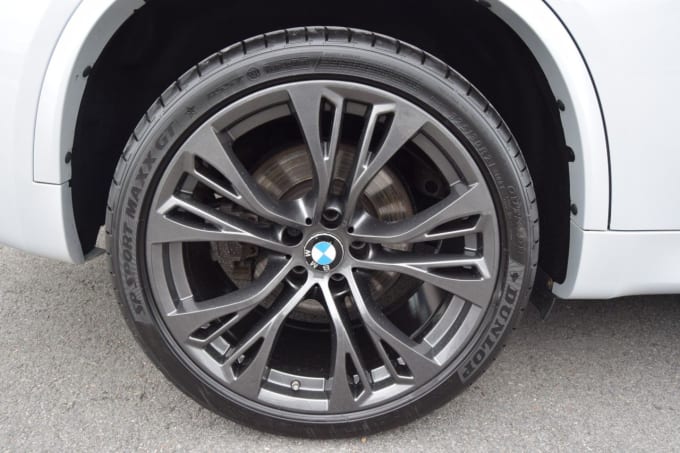 2025 BMW X5