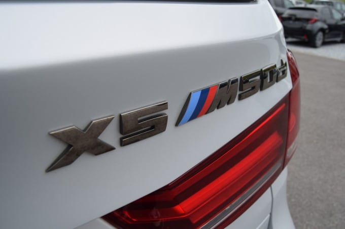 2025 BMW X5