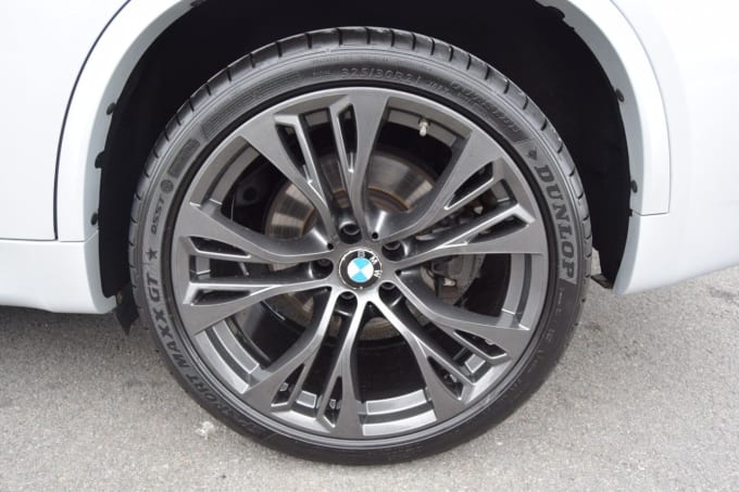 2025 BMW X5
