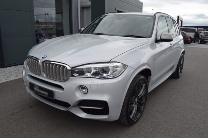 2025 BMW X5