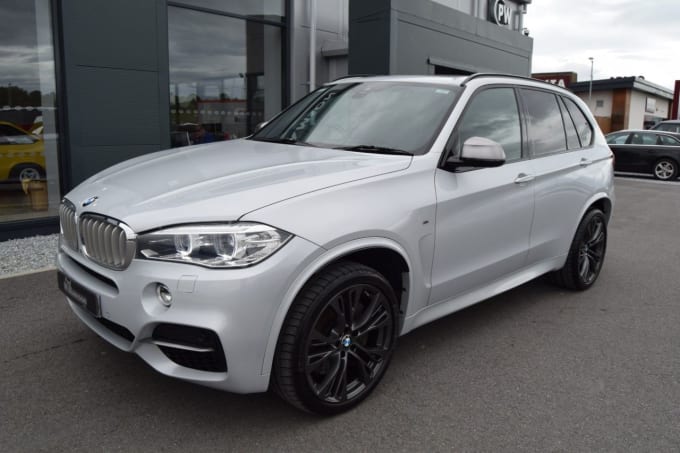 2025 BMW X5