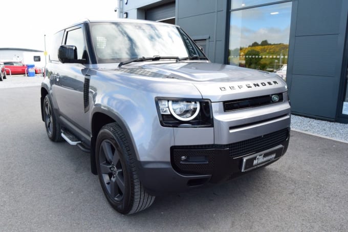 2025 Land Rover Defender