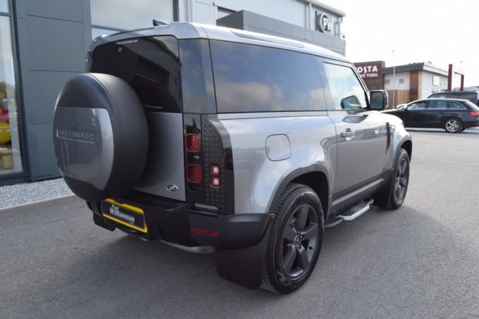 2025 Land Rover Defender