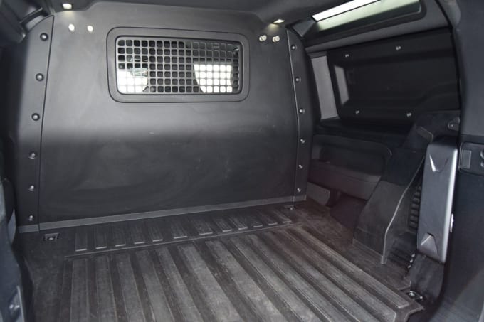 2025 Land Rover Defender