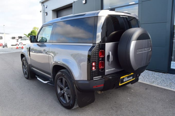 2025 Land Rover Defender