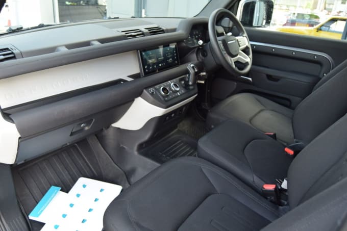2025 Land Rover Defender