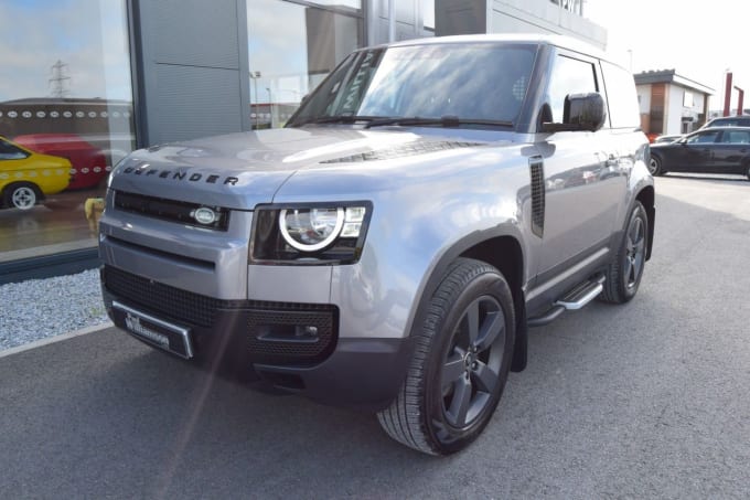 2025 Land Rover Defender