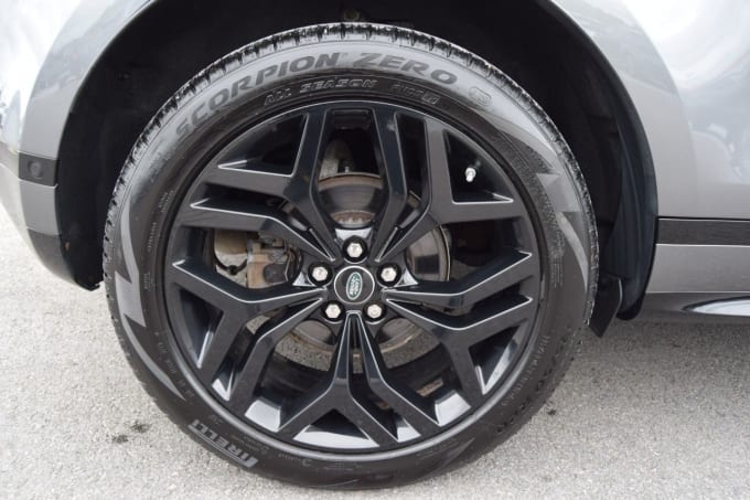 2025 Land Rover Range Rover Evoque
