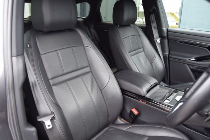 2025 Land Rover Range Rover Evoque