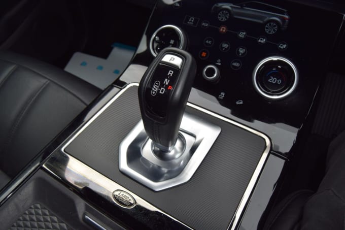 2025 Land Rover Range Rover Evoque