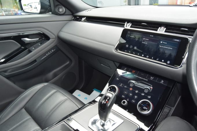 2025 Land Rover Range Rover Evoque