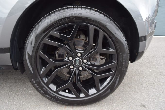 2025 Land Rover Range Rover Evoque