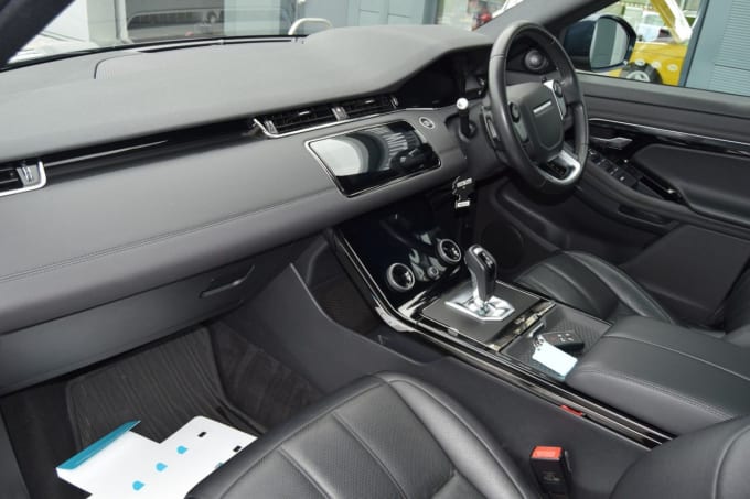 2025 Land Rover Range Rover Evoque