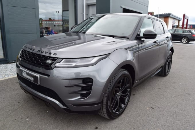 2025 Land Rover Range Rover Evoque