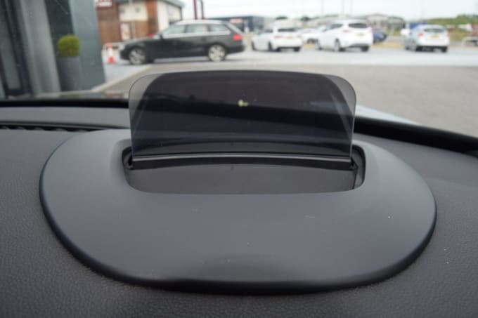 2025 Mini Hatch